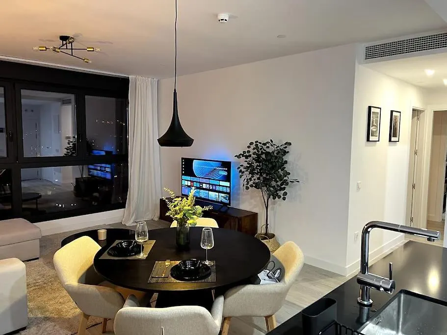 Appartement Lujoso Piso En El Cielo à Málaga